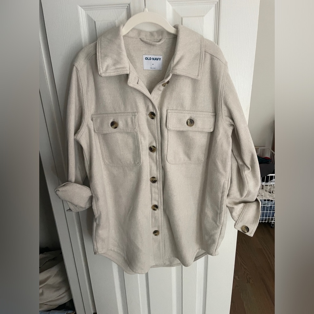Beige Old Navy Shacket Size M